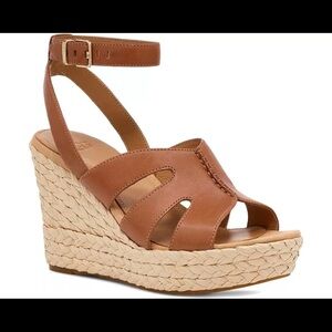 UGG® Women's 11 M Careena Heeled Sandals in Chestnut Leather